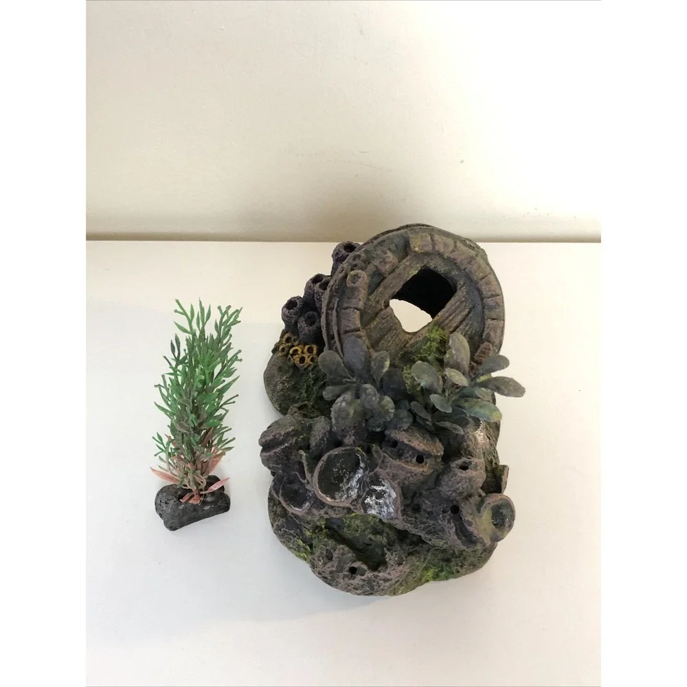 Barrel Coral Aquarium Fish Tank Decoration and Miniature Tall Grass Plant